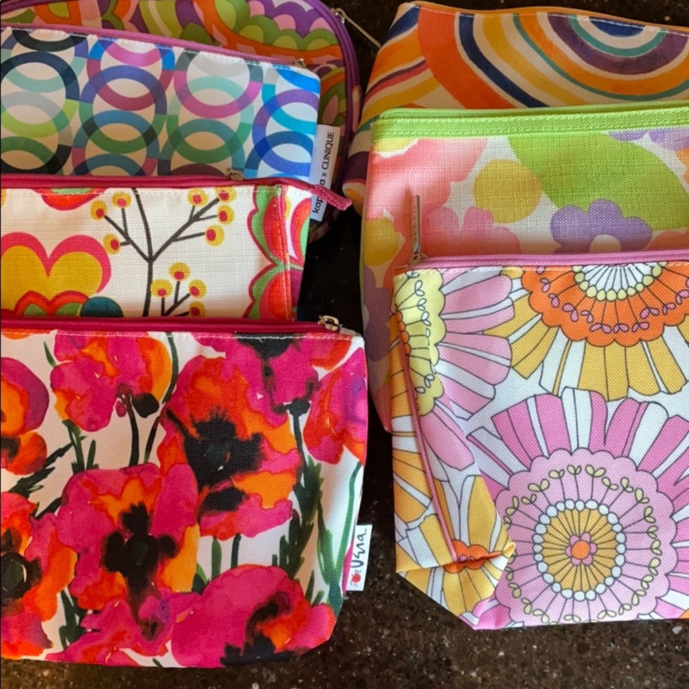 7 makeup bags